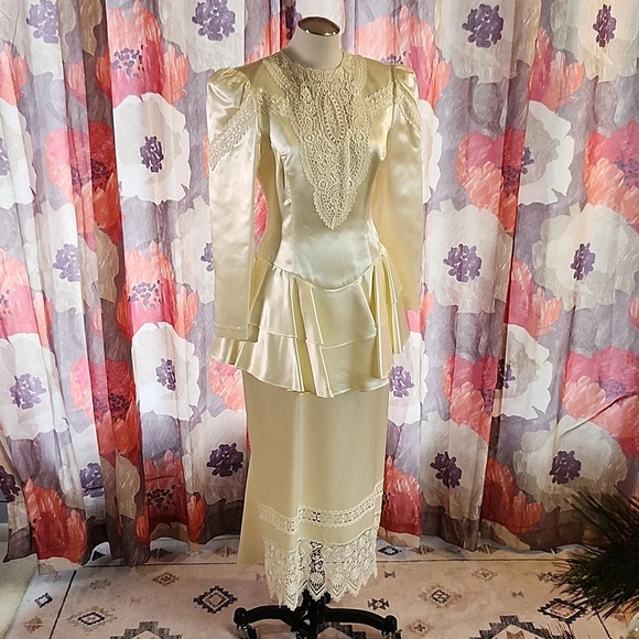 Vintage Jessica McClintock Cream Satin/Silk Wedding Formal Dress Size Small - Picture 4 of 17